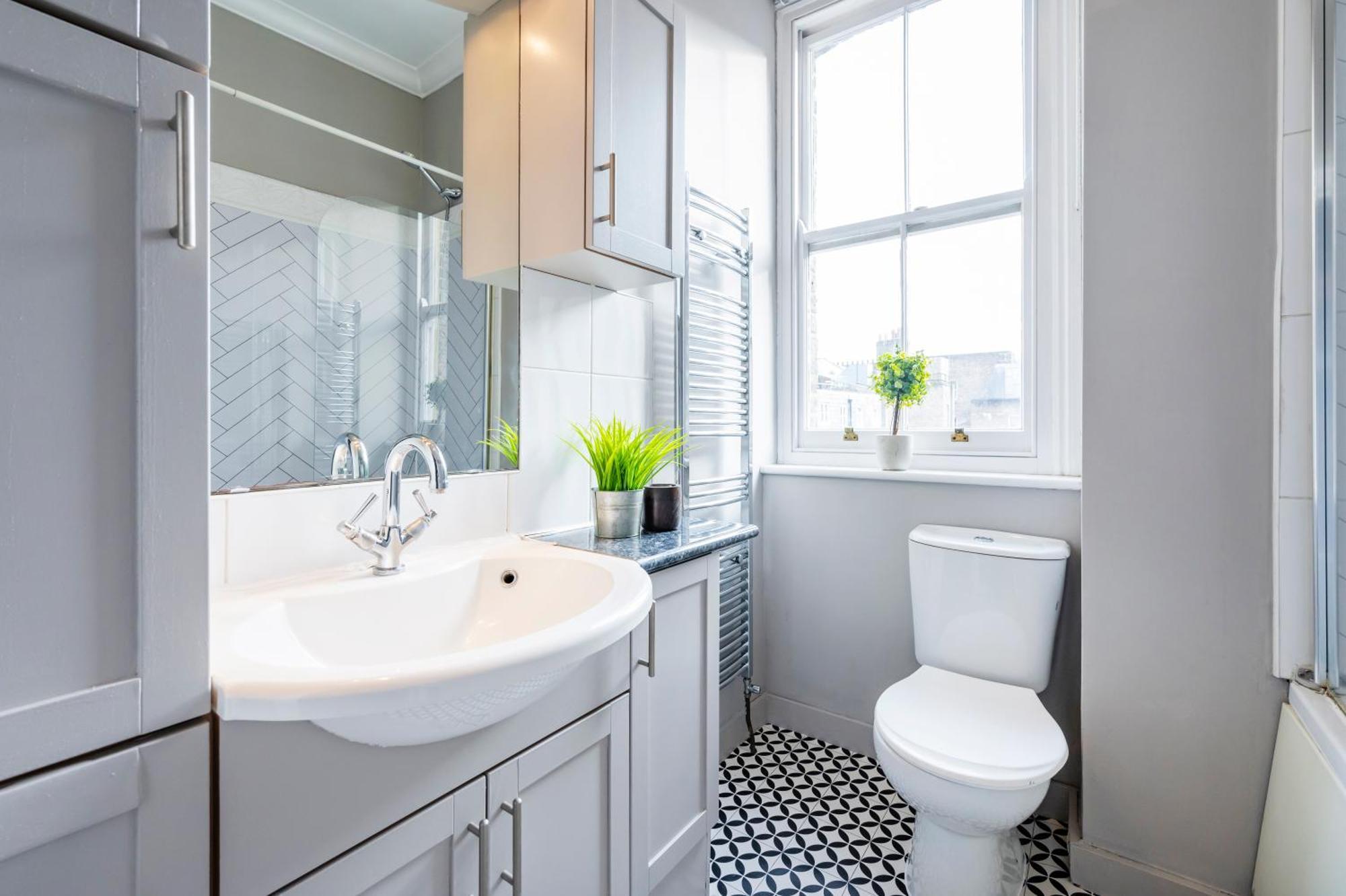 Large 1 Bedroom In Center Of London 3 Exterior foto